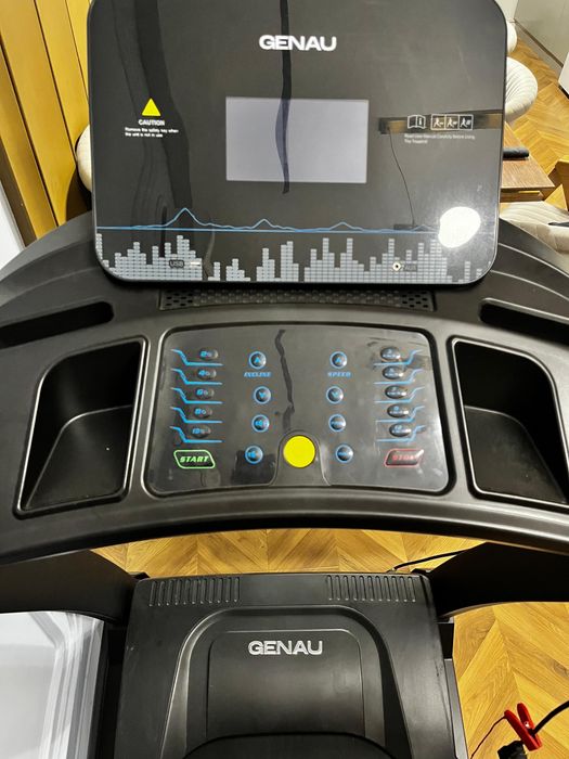 Беговая дорожка GENAU