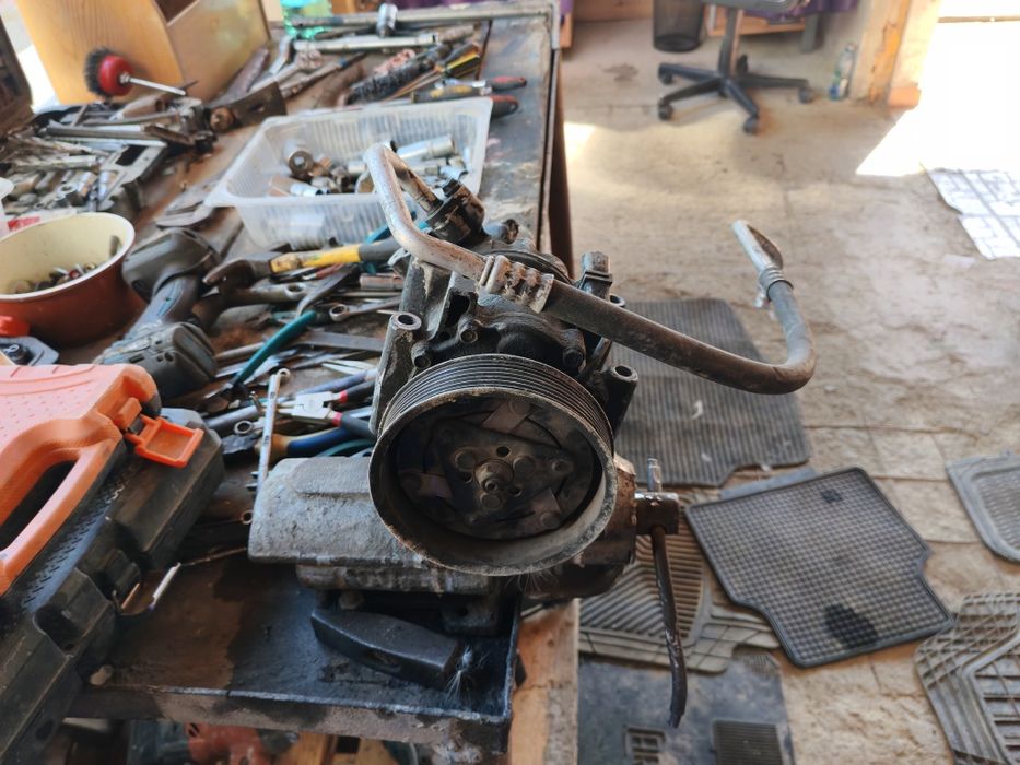 Cutie viteze Renault Clio 3 benzina .