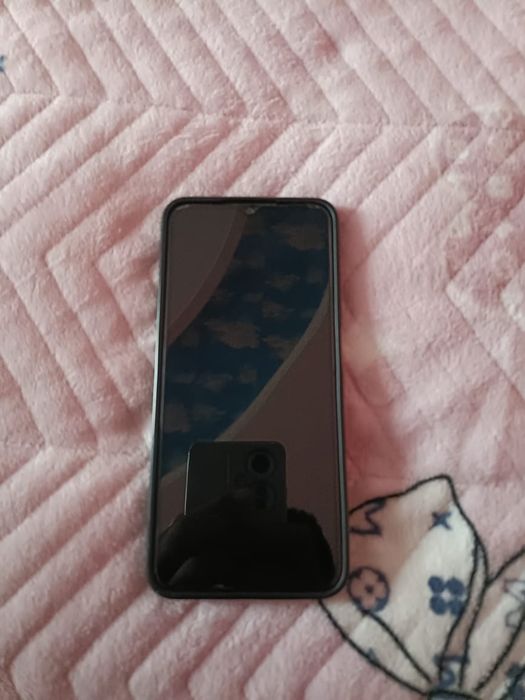 Продам телефон oppo A77