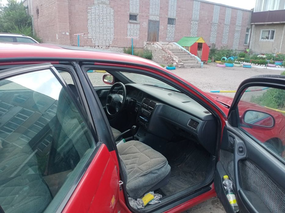 Продам Toyota Карина Е