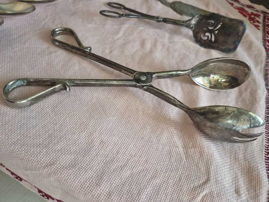 Сребърни прибори,антика,кана,лъжици,щипки,шпатула