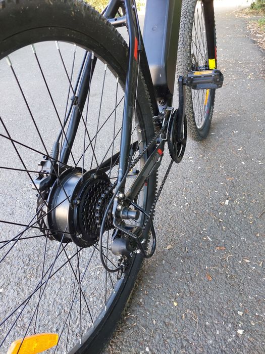 Bicicletă electrică Eleglide m2