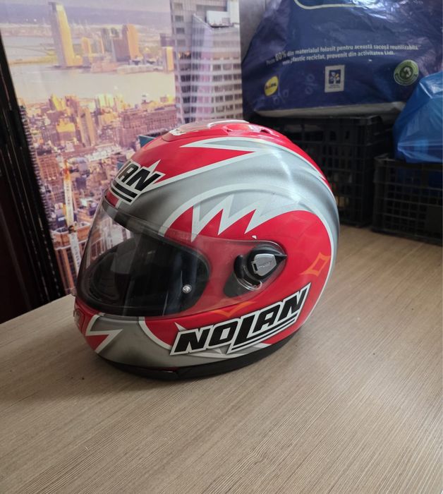 Casca moto aproape noua