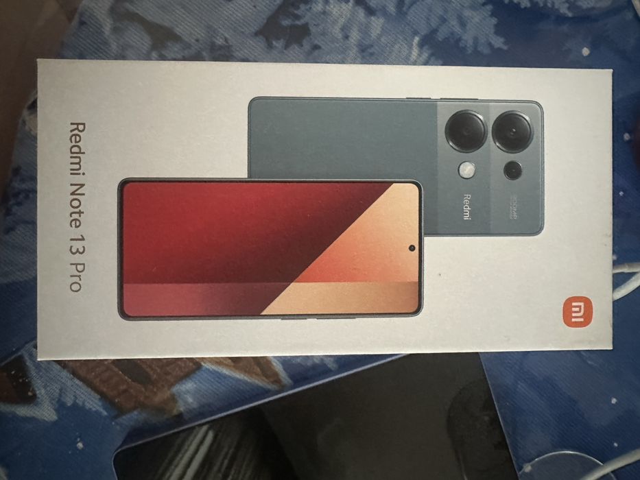 Продам смартфон Redmi Note 13 Pro