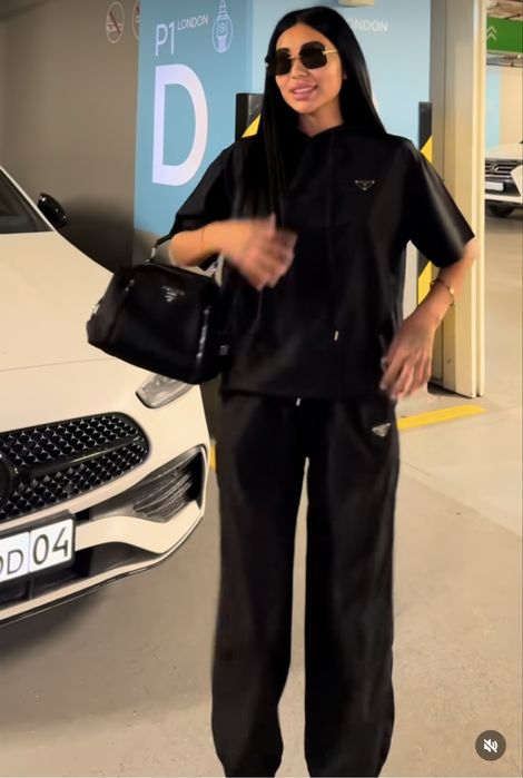 Костюм женский прада