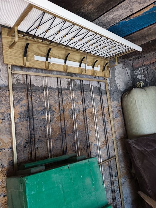 Вешалки для прихожи