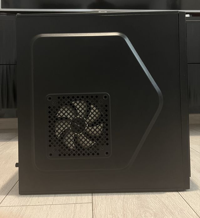 PC RTX 2060, AMD Rayzen 7 2700