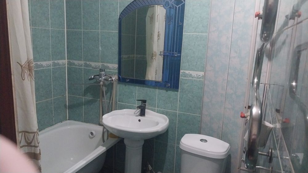 Сдаётся 2комнатная  2этаж