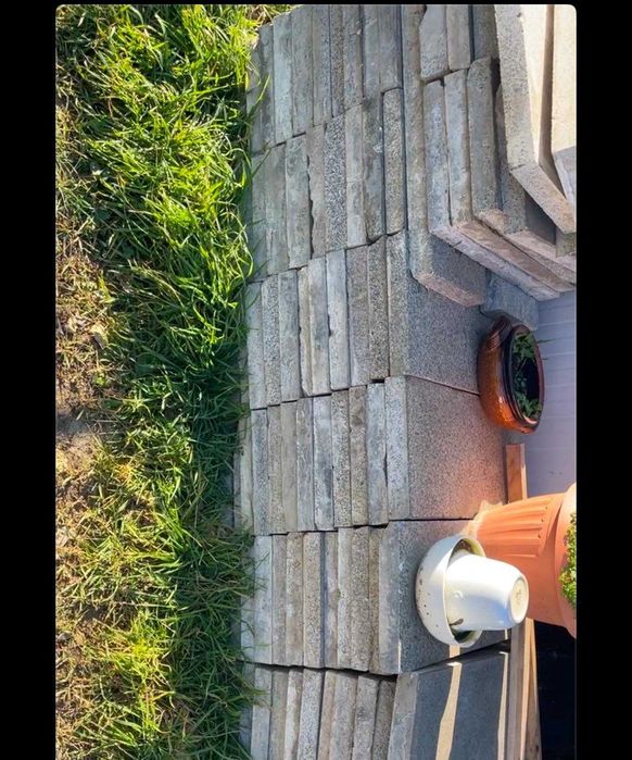 Продавам гранитни плочи 70/30/6-7