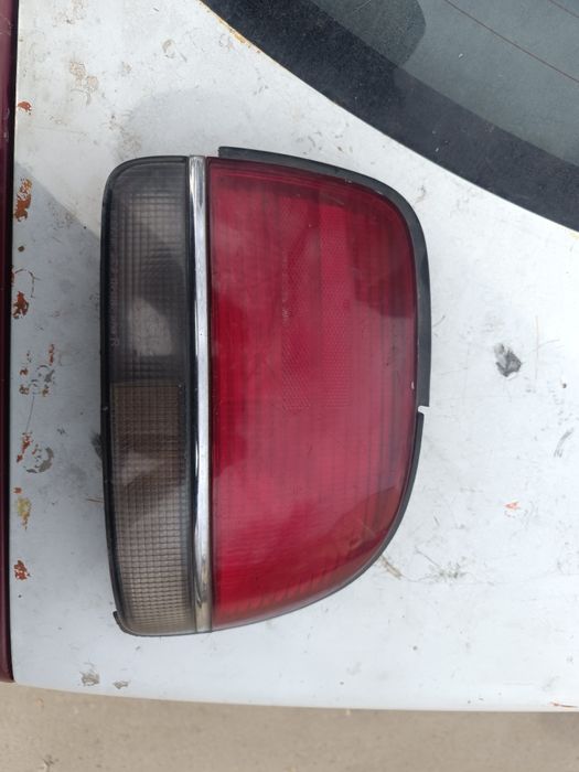 Задний корпус фонаря nissan bluebird u13