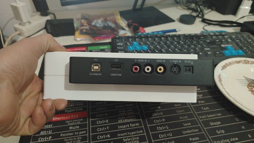 Sotiladi VHS va dv kasetalarni diskga ko'chirish uchun apparat