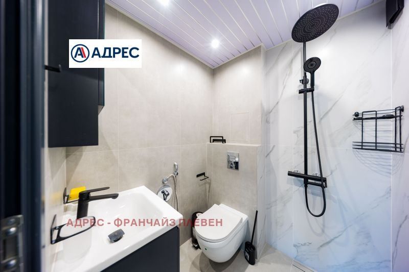 Продава се Тристаен апартамент в Враца, Център - 73 кв.м за 951 €/кв.м - Снимка #8