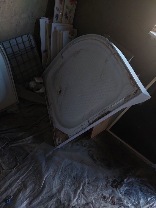 Продам душевую кабинку