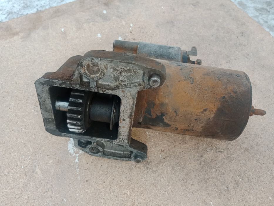 Стартер форд Мондео 2 2,5л V образный двигатель