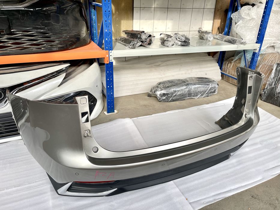 Задний бампер Lexus NX Лексус НХ