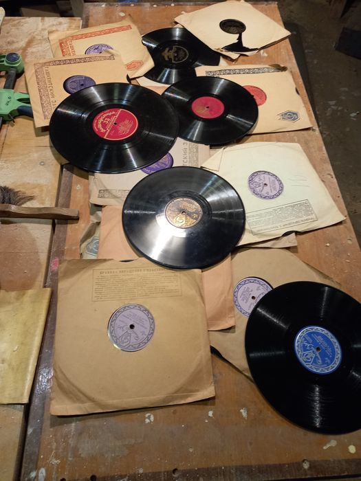 Граммпластинки для проигрывателя ⁹