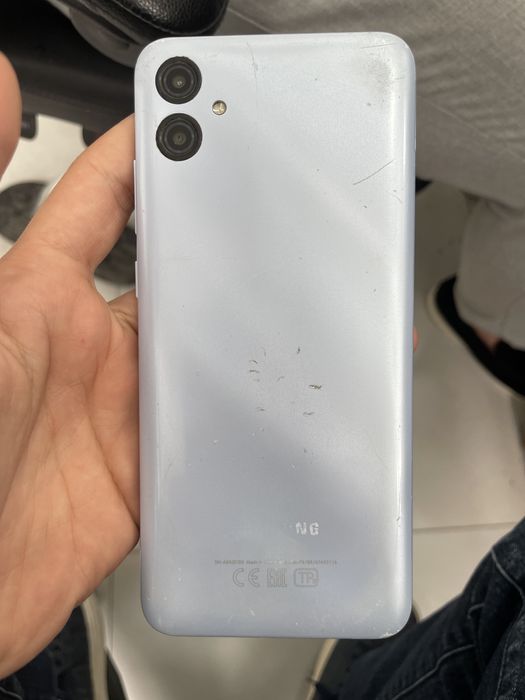 Samsung A04