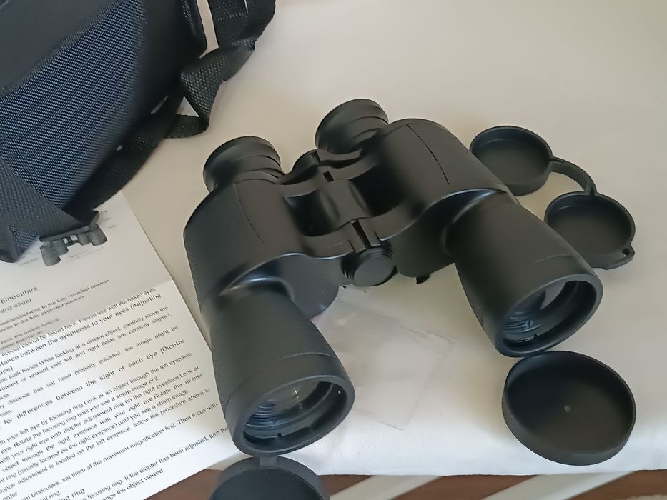 Бинокль COMET 20X50 made in china.