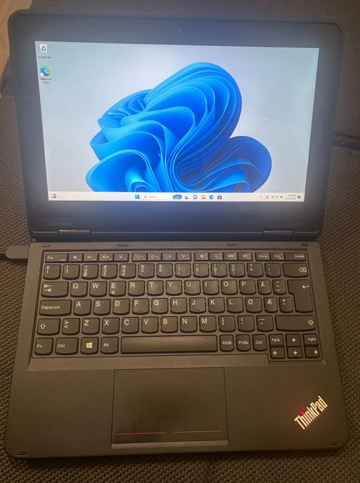 Lenovo ThinkPad Yoga 11E Touchad