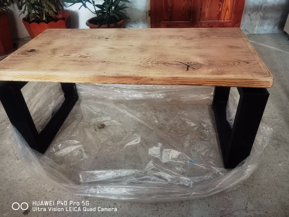 Masuta cafea model industrial