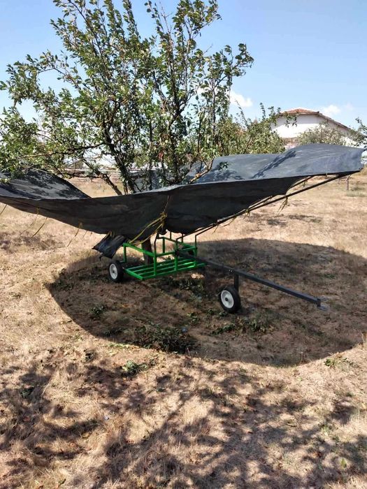 Машина за бране на плодове, тип обратен чадър