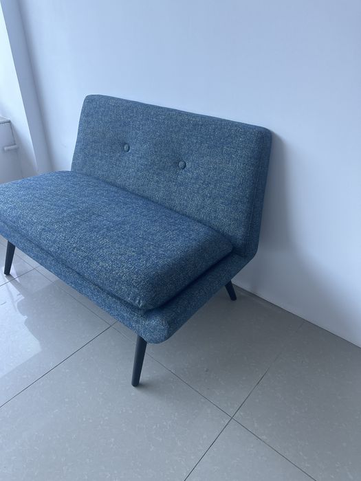 Canapea 2 locuri albastra noua