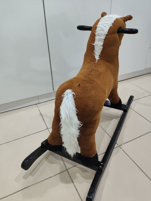 Продам лошадку ,коня