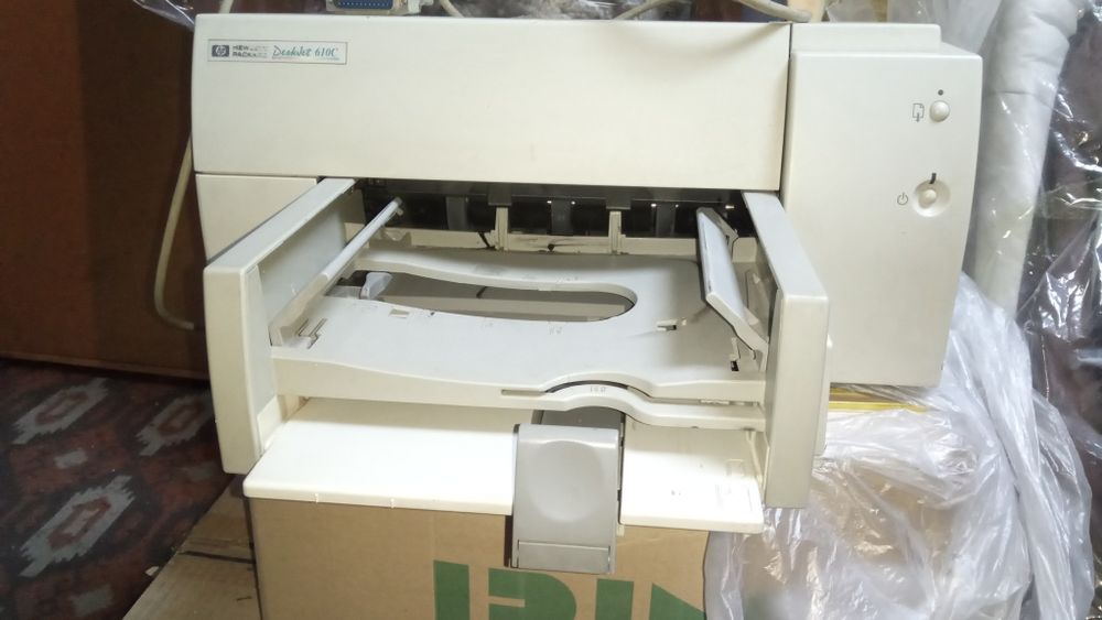 Принтер Hewlett Packard C6450A