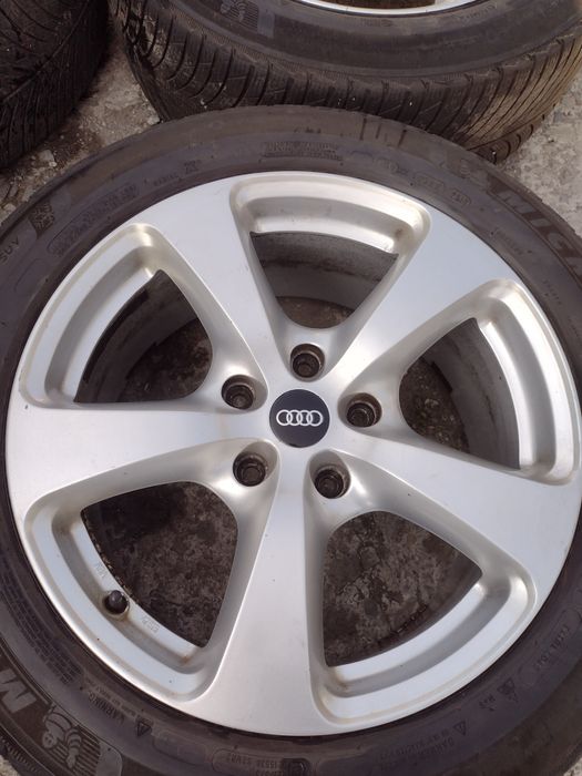 Перфектни Borbet 19-5x130 ET53 8.5j. Audi Q7 4L
