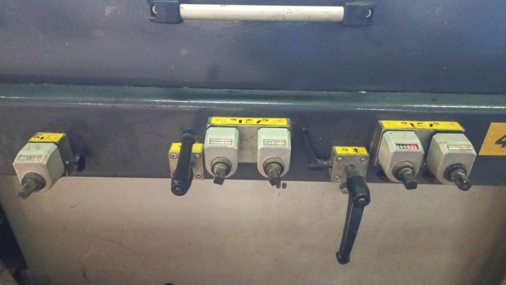 Хасковска четиристранка 4+1 универсална глава ширина 230 мм.височина 1