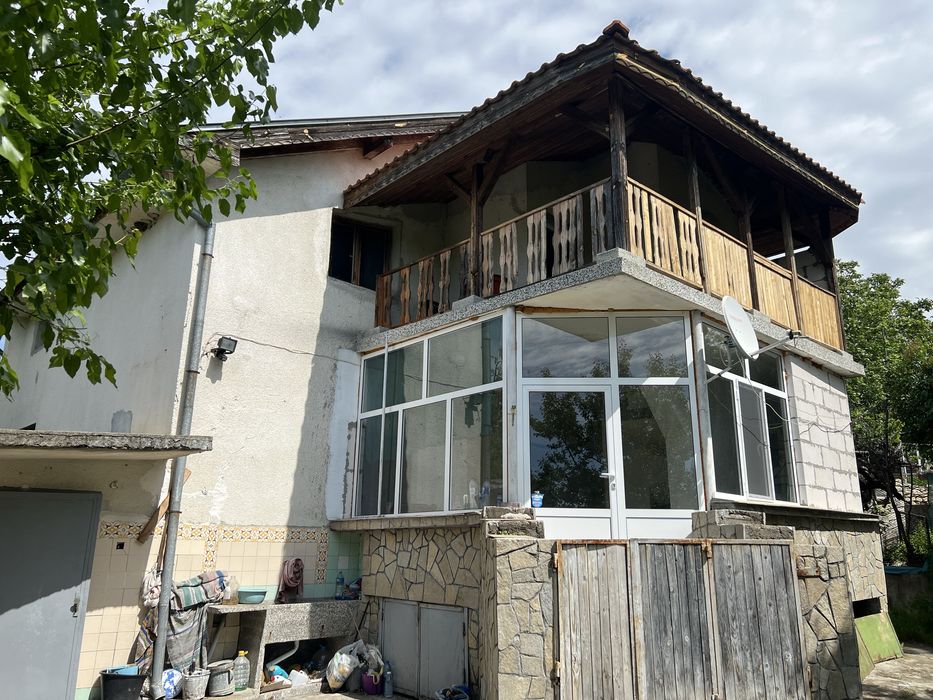 Къща село великан