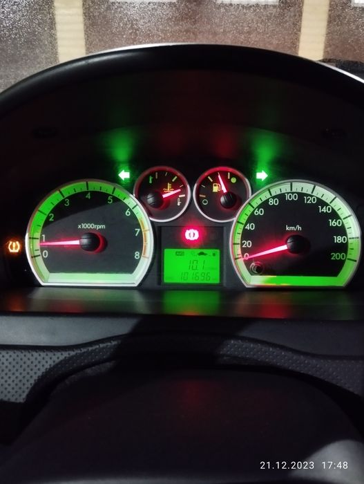 Продам нексию р3