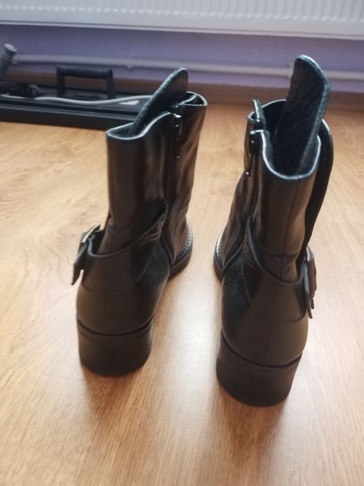 Ghete din piele naturală negre