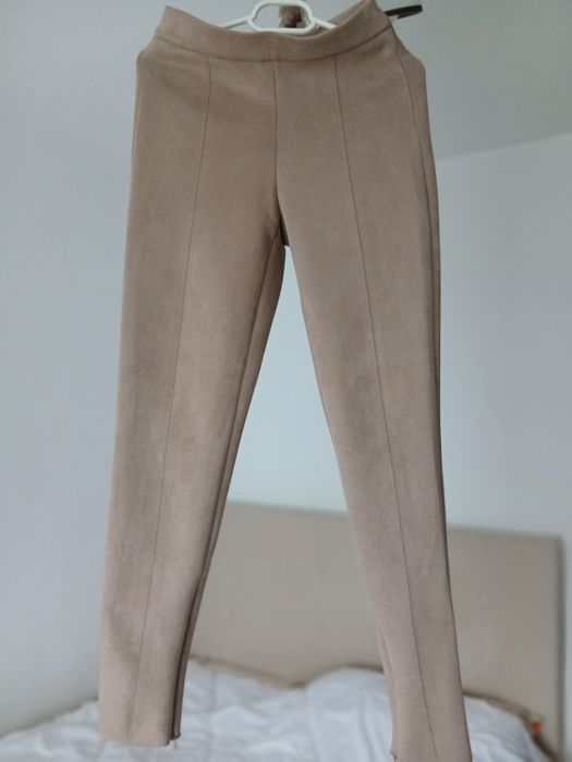 Pantaloni zara noi fără eticheta
