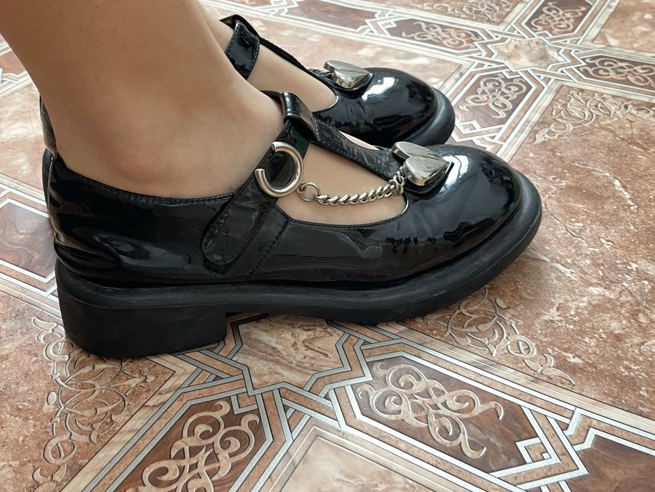 школьные туфельки