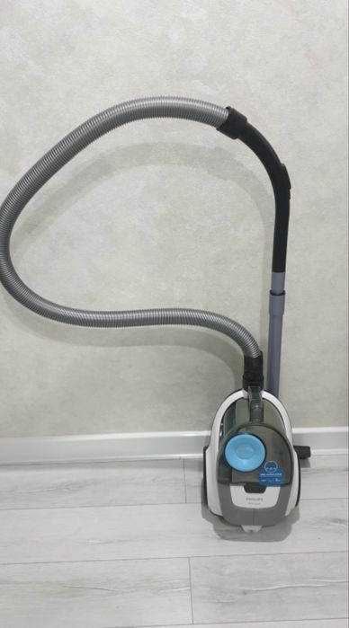 Продаётся пылесос Philips