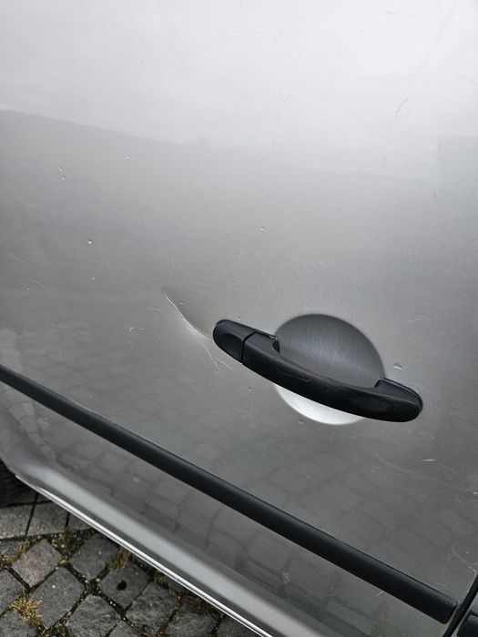 Volkswagen CADDY 2011