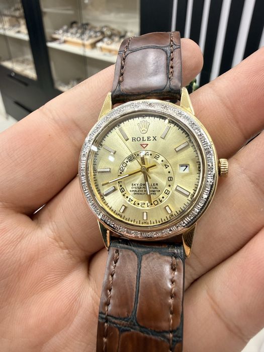 Золотые часы Rolex с Бриллянтами