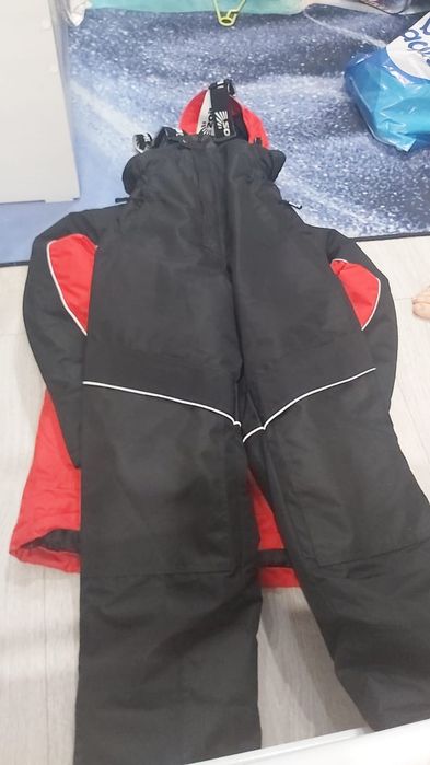Костюм лыжный зимний