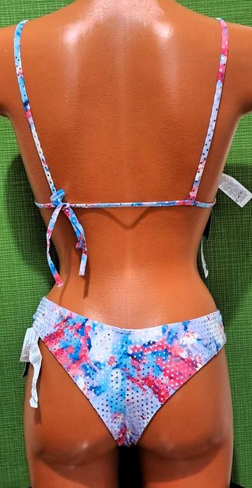 Costum de baie două piese-Tezenis mărimea 80 sutien și M chilotul