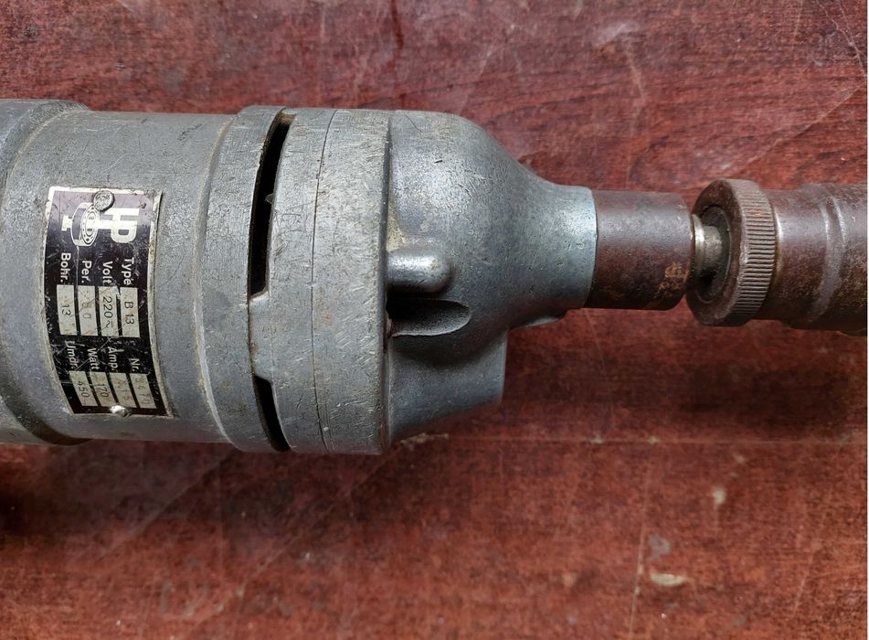 Bormasina masina de gaurit old vintage foarte puternica ful metal grea