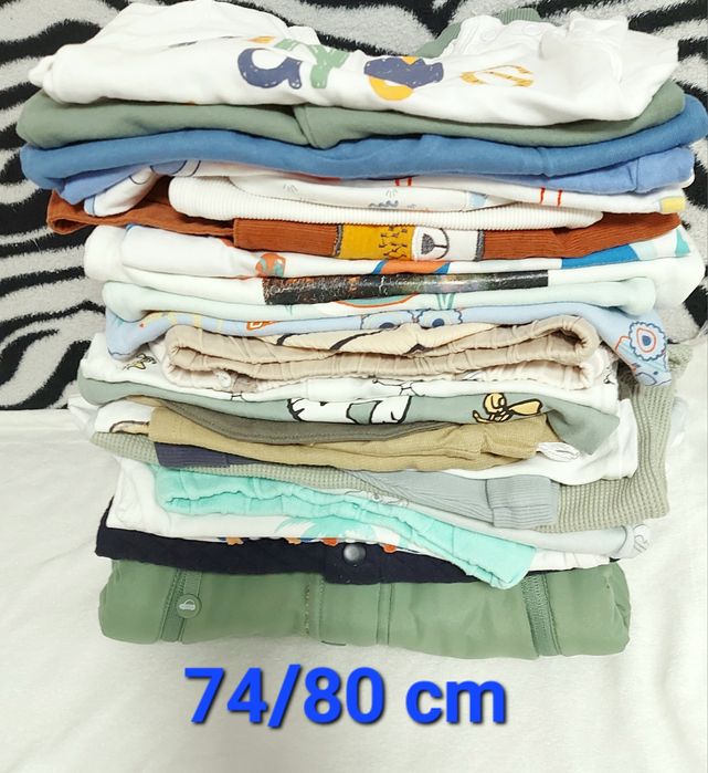 Lot haine bebelusi baiet 74/80 cm