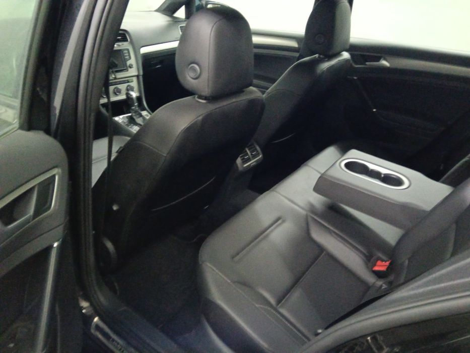 Vând golf 7 2017 1,8 tsi 170 HP DSG ,distronic. padele volan ,105645 km rulați