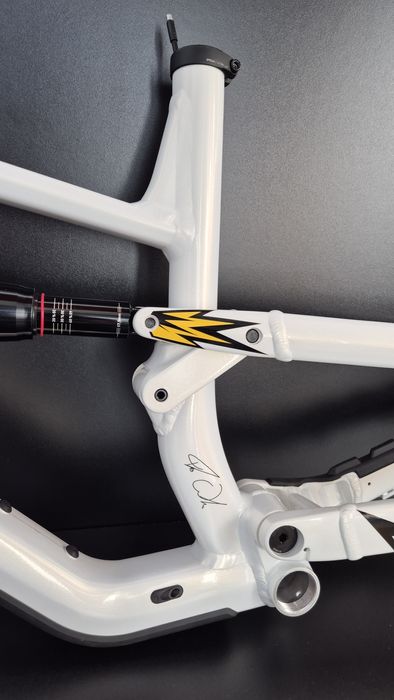 Oferta!  Cadru nou MTB Canyon Spectral Fabio Wibmer 2025