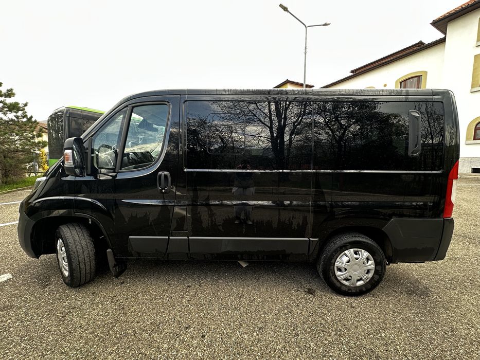 Citroen Jumper Bus 8 locuri