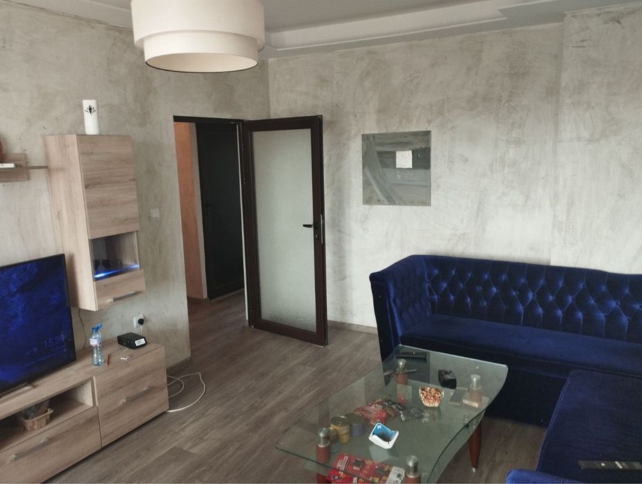 Продава се Четиристаен апартамент в Казанлък - 84 кв.м за 972 €/кв.м - Снимка #1