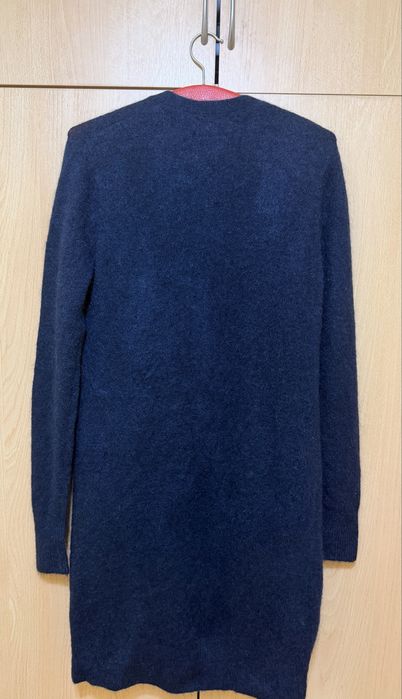 Нова жилетка.SECOND FEMALE. 34% Kid mohair, 34%вълна.Размер S/ XS.