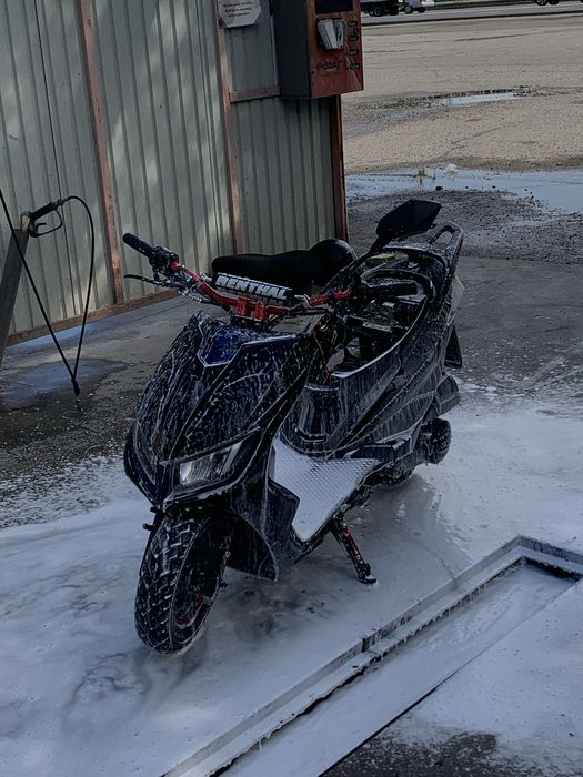 Продам скутер м8