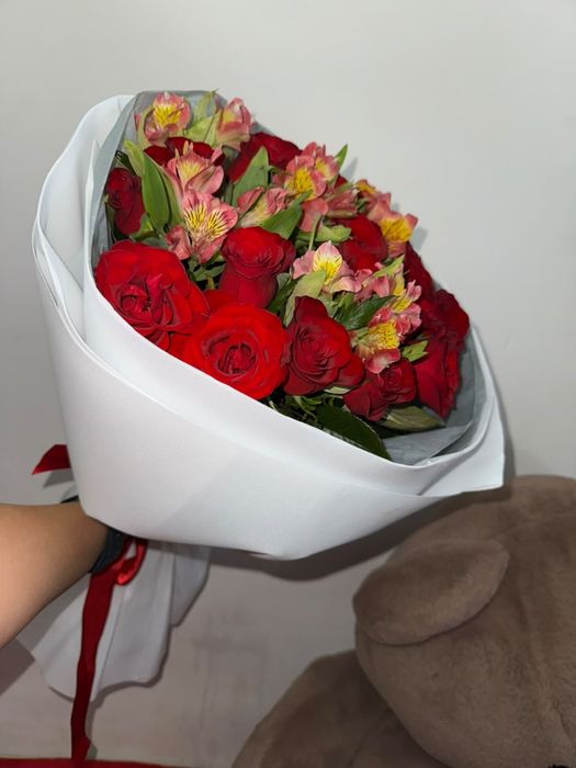 Букет микс  розы