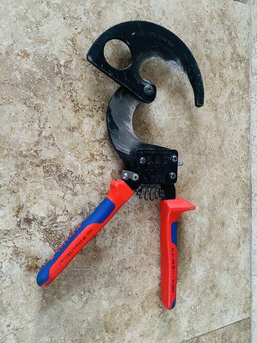 Knipex cleste de taiat cabluri electrice